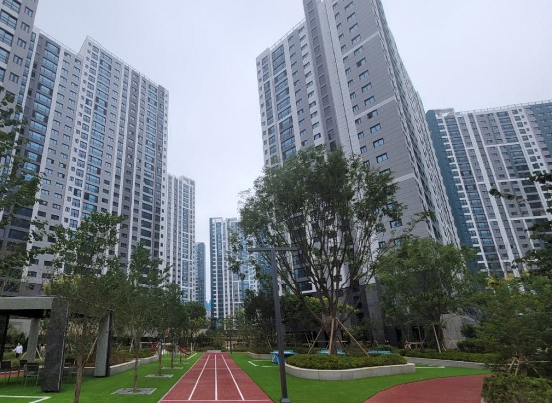 검단신도시푸르지오더베뉴 단지 조경 사진 1